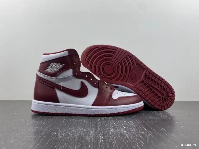 Reps TB 1 Team Air High Red Jordan OG DZ5485-160 0415